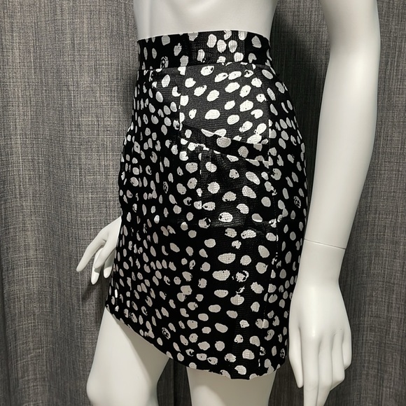 NWOT Forever 21 Black & White Print Skirt w/ Pockets Small - Picture 2 of 11